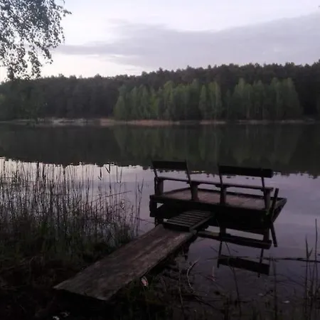 Kaminsko, Puszcza Zielonka, Dom Nad Jeziorem Exterior photo